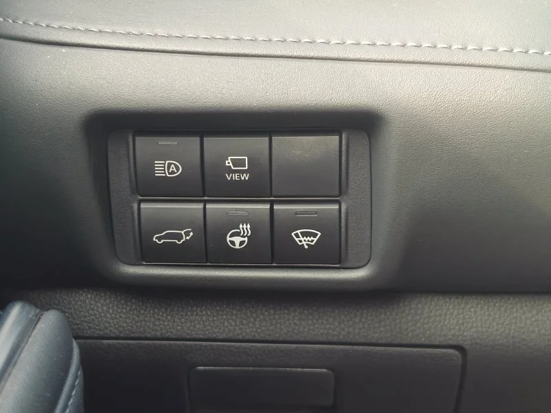 Used 2022 Black Toyota Platinum image 33