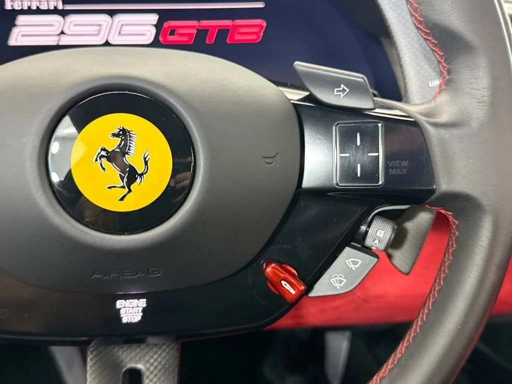 Used 2024 Grigio Titanio Metall Ferrari  image 12