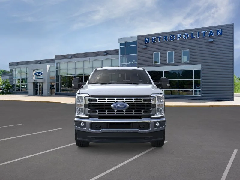 New 2026 Oxford White Ford F-350® XLT image 6