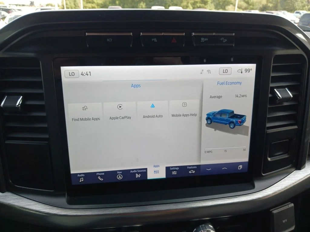 Used 2023 White Ford Lariat image 21