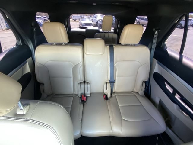 Used 2017 White Ford XLT image 23