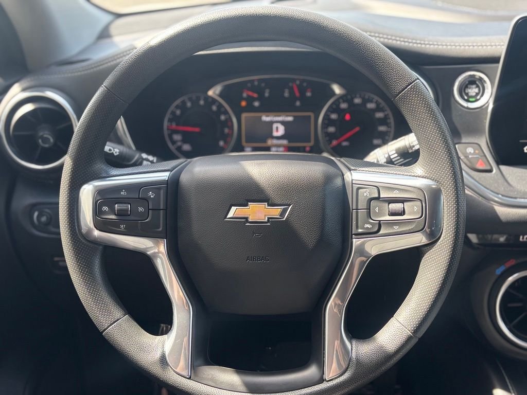 Used 2024 White Chevrolet LT image 26