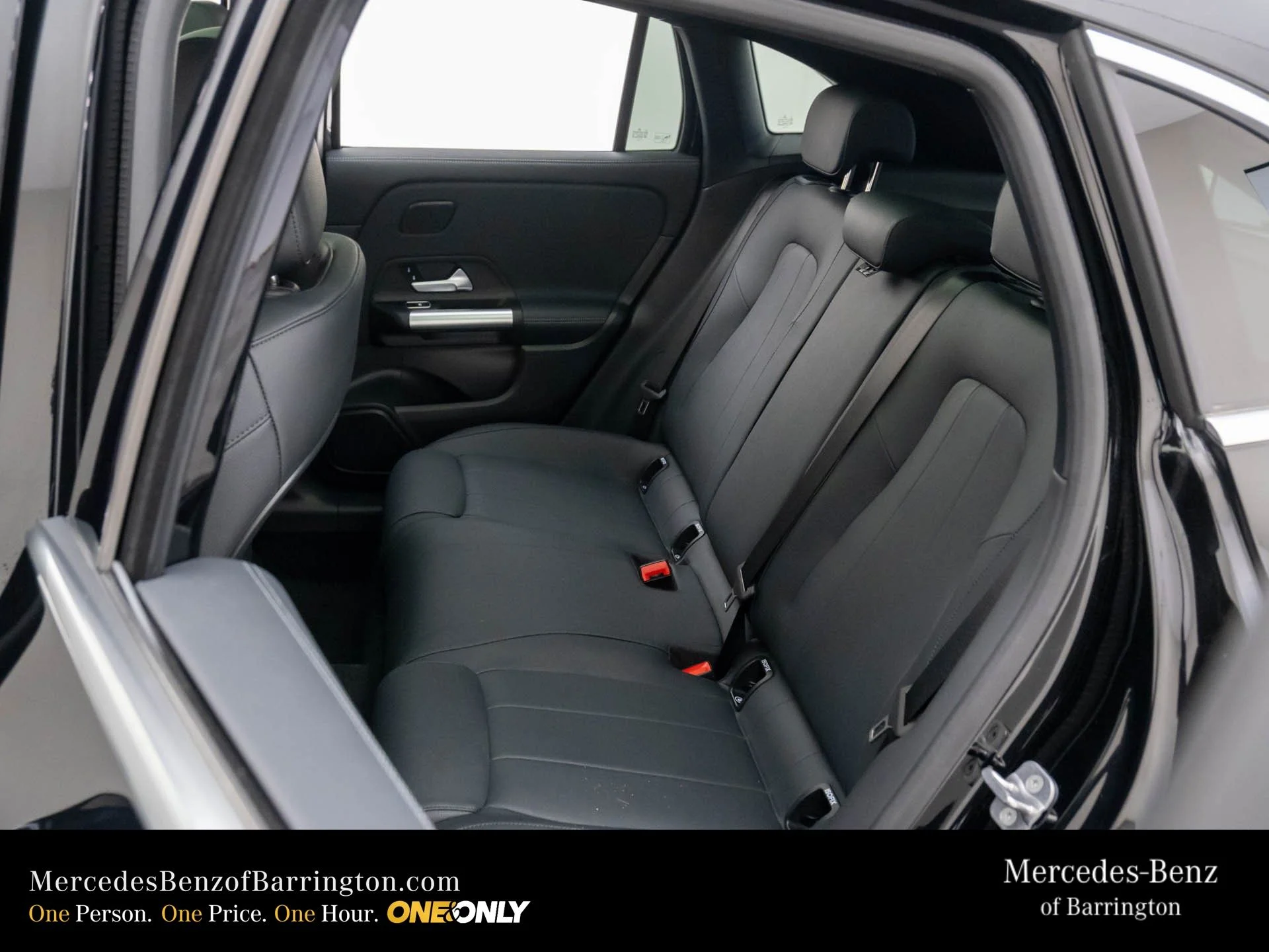 New 2026 Black Mercedes-Benz GLA 250 image 18