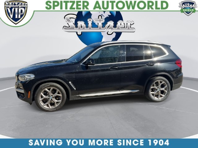 Used 2021  BMW xDrive30e image 9