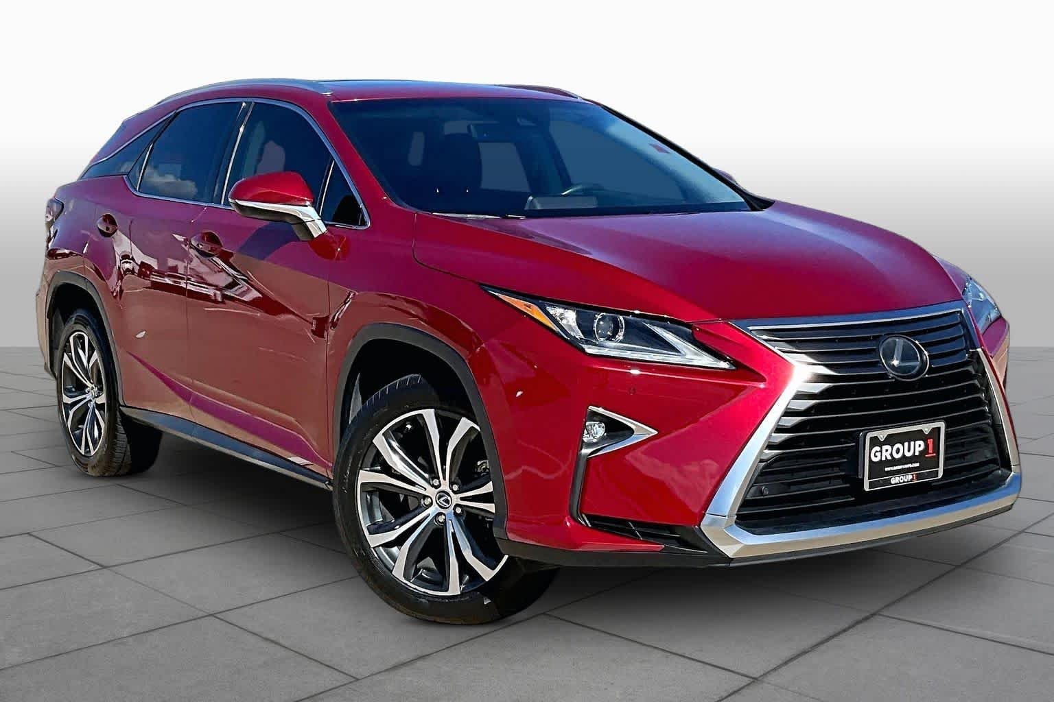 Used 2019 Matador Red Mica Lexus  image 3
