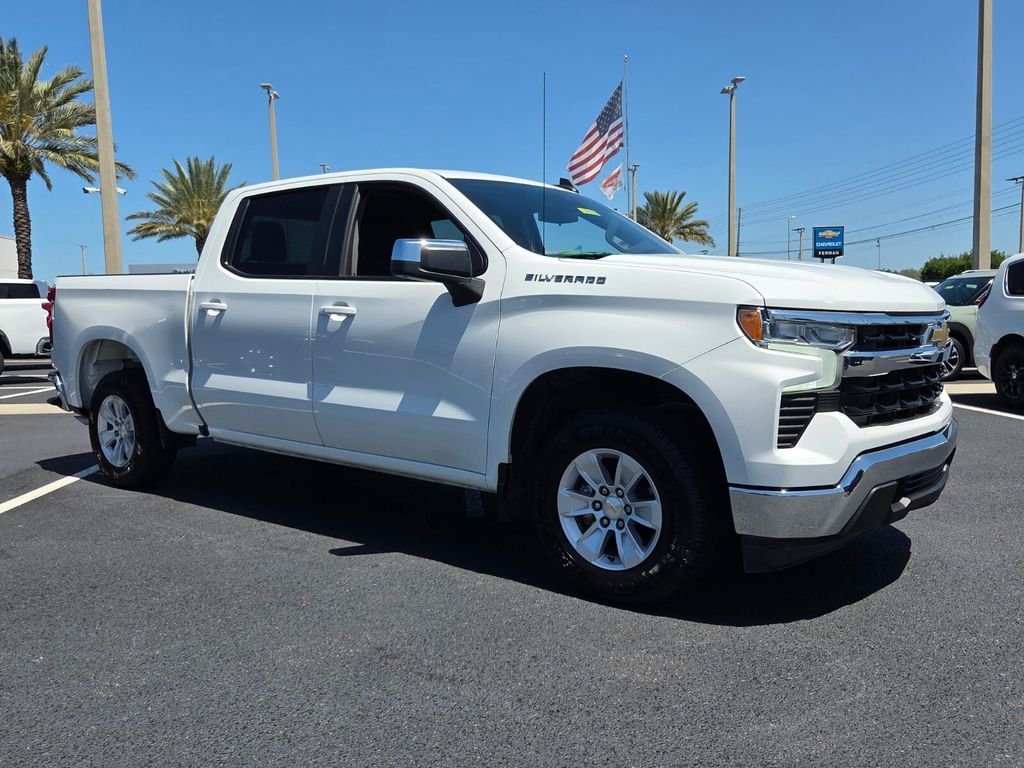 Used 2025 White Chevrolet LT image 1