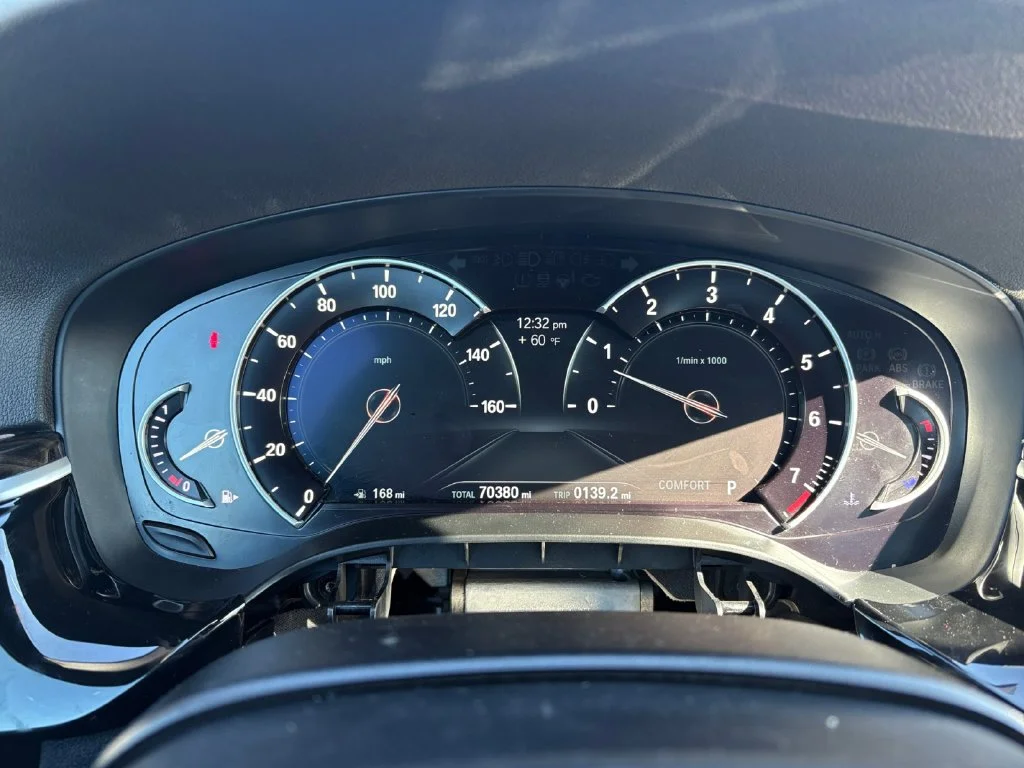 Used 2017 Black BMW 530i xDrive image 6