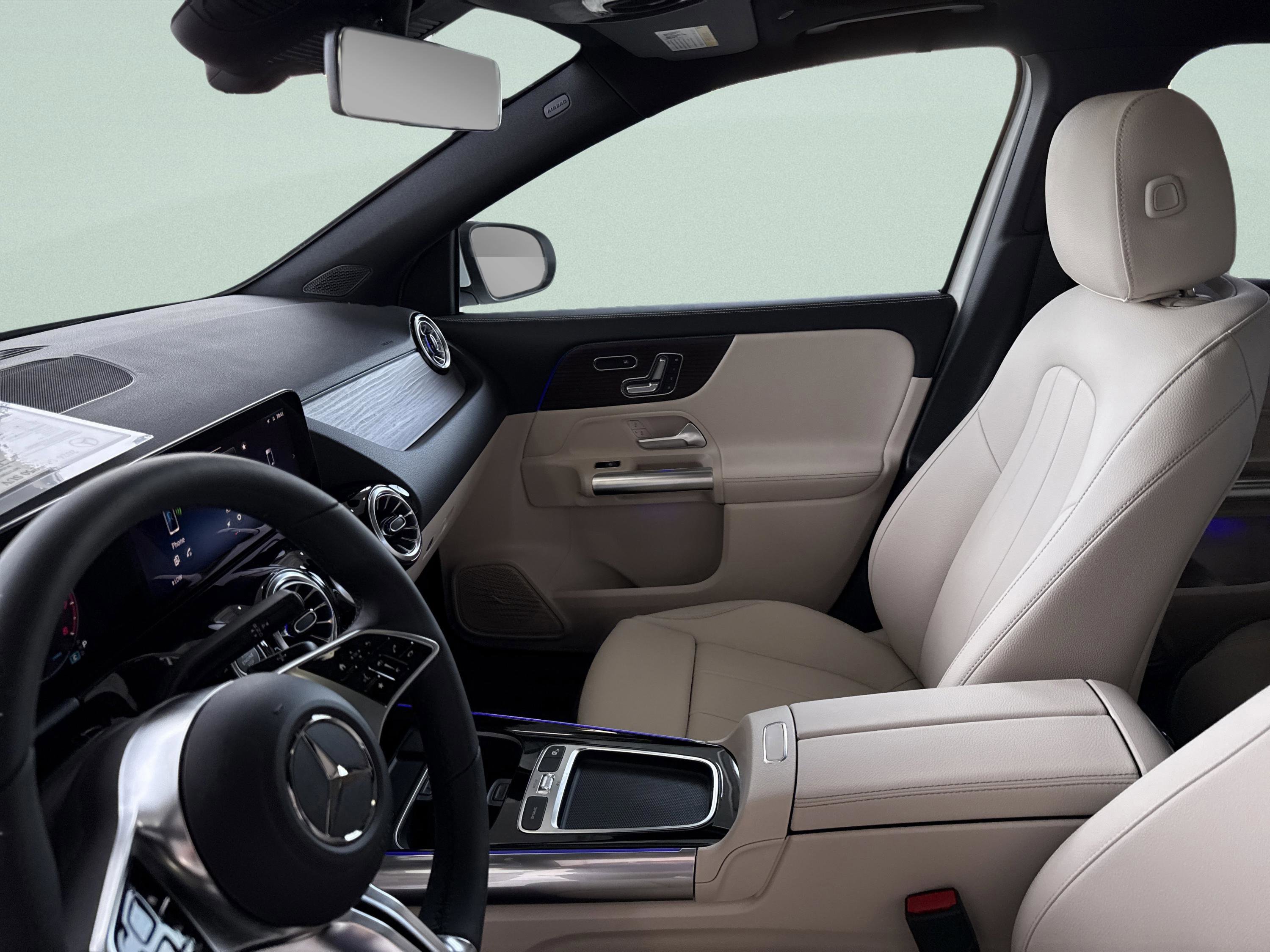 New 2026 Polar White Mercedes-Benz GLA 250 image 14