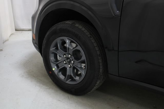 New 2026 Shadow Black Ford XLT image 29