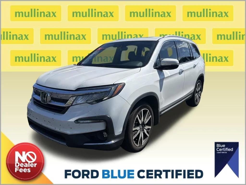 Certified Used 2022 White Honda Touring image 1