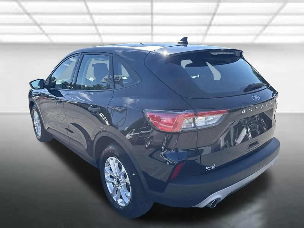 Used 2021 Blue Ford S image 11