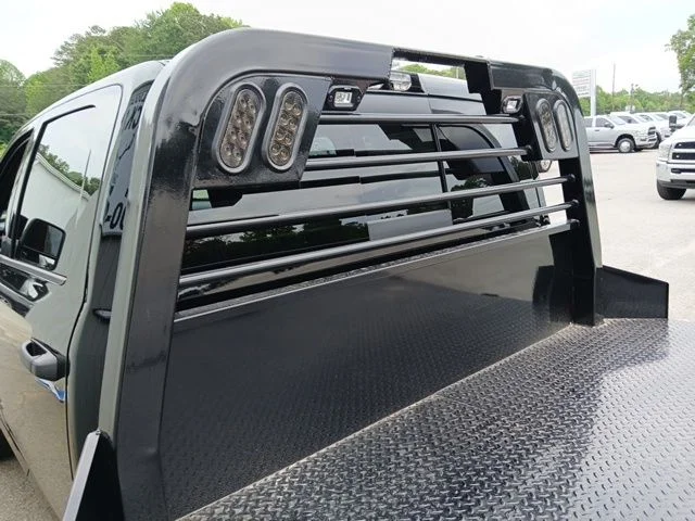 New 2026 Diamond Black Crystal Pearl-Coat Exterior Paint RAM Tradesman image 7