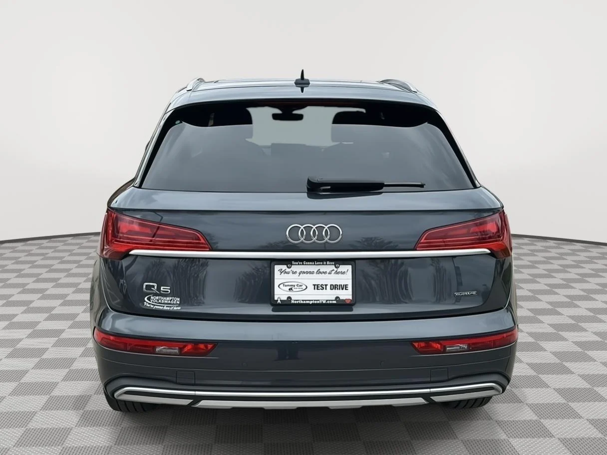 Used 2023 Manhattan Gray Metallic Audi Premium image 6