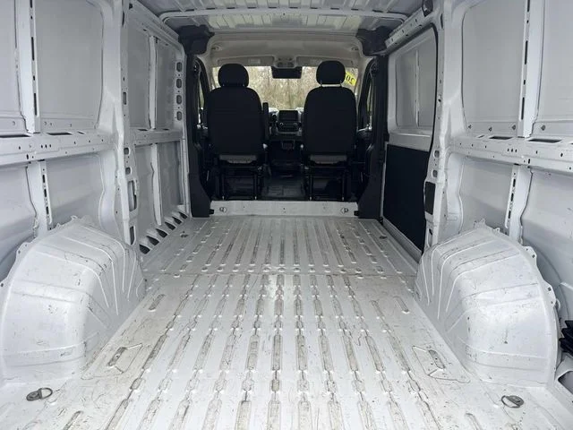 Used 2025 White Ram Base image 8