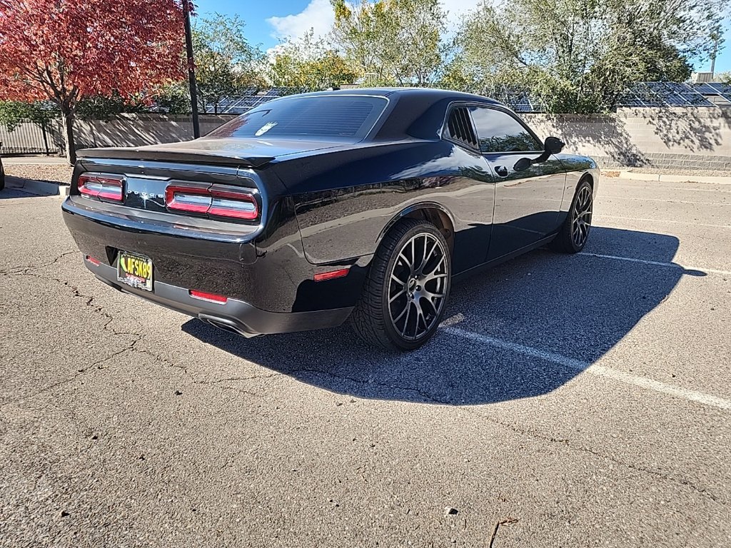 Used 2017 Black Dodge R/T image 7