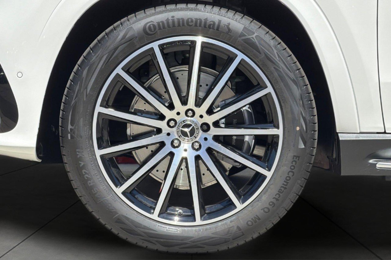 New 2026 Polar White Mercedes-Benz GLS 450 4MATIC® SUV image 27