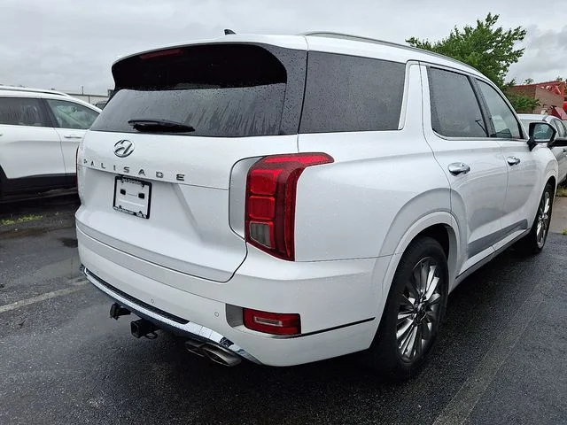 Used 2020 White Hyundai Limited image 9