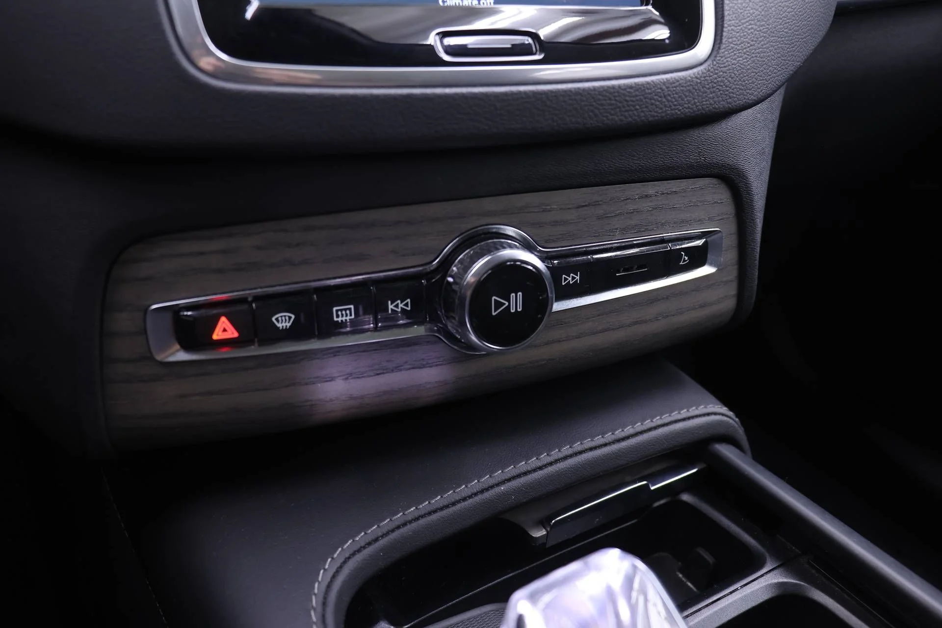 Certified Used 2023 Black Volvo Ultimate image 9