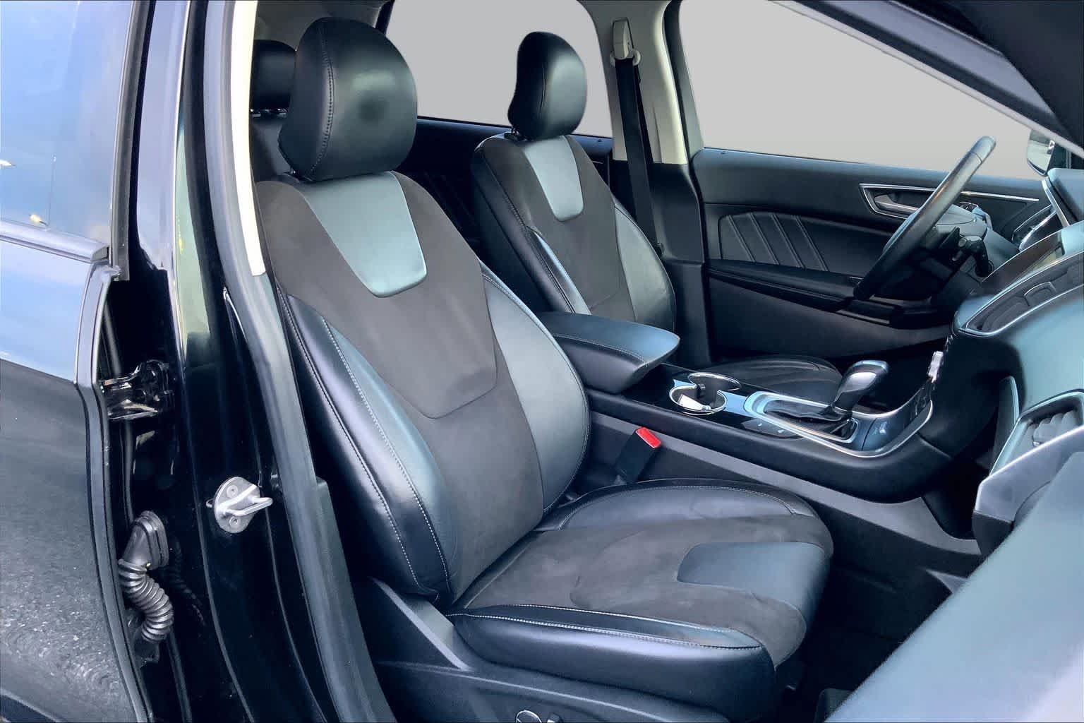 Used 2017 Shadow Black Ford Sport image 7