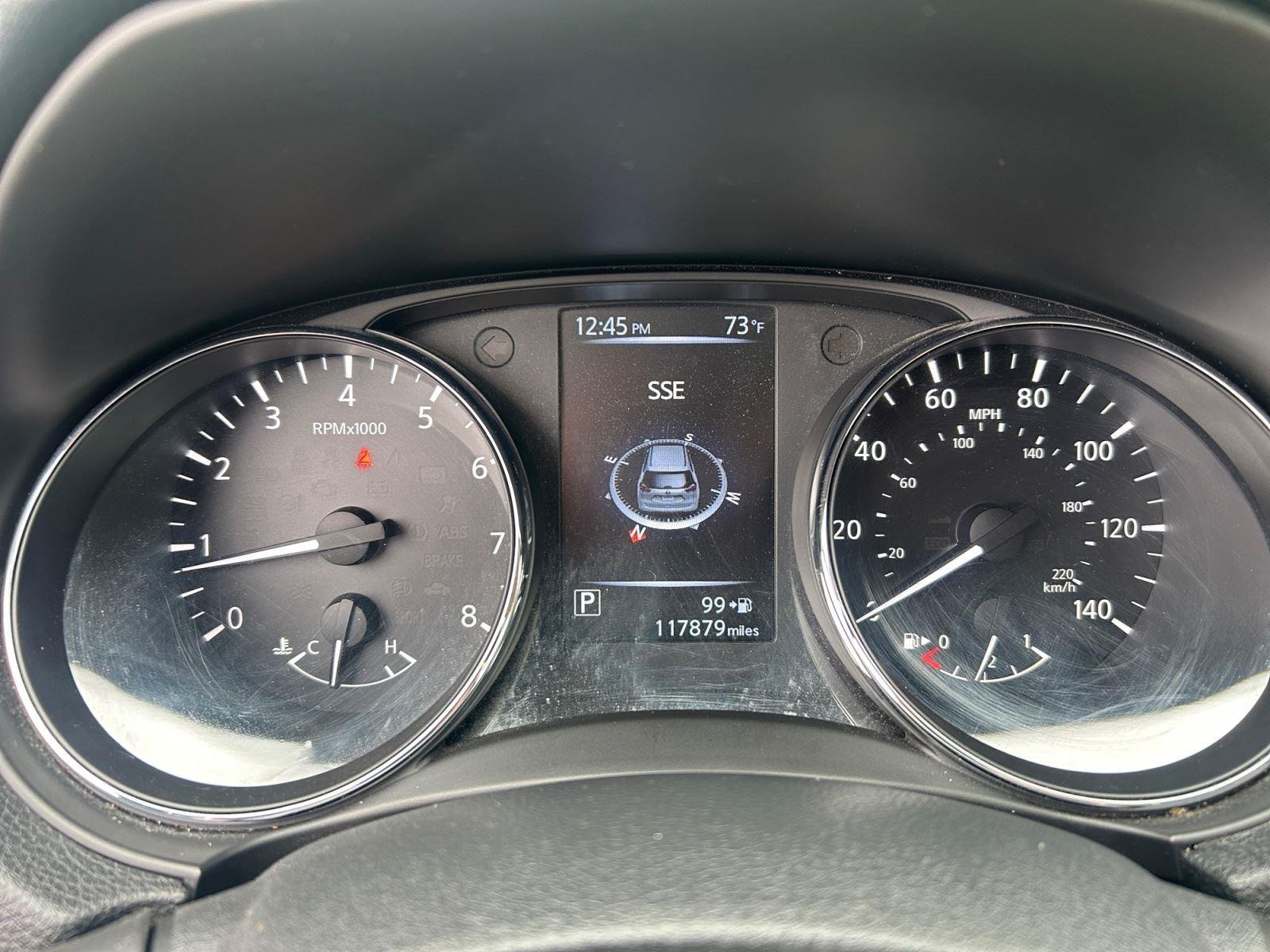Used 2017 Palatial Ruby Nissan SL image 18