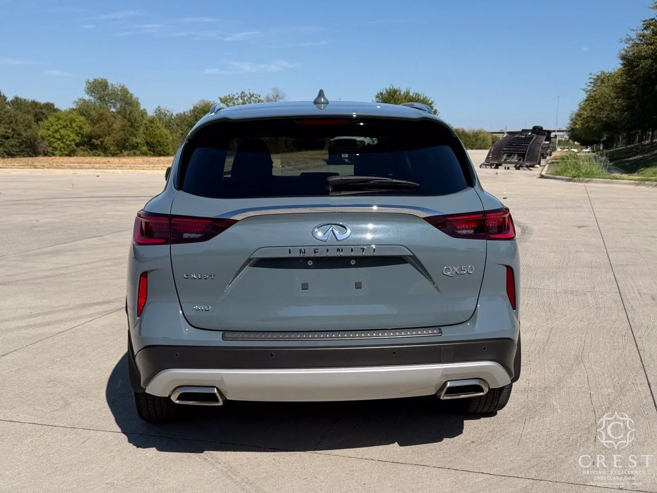 Used 2025 Slate Gray INFINITI LUXE image 7