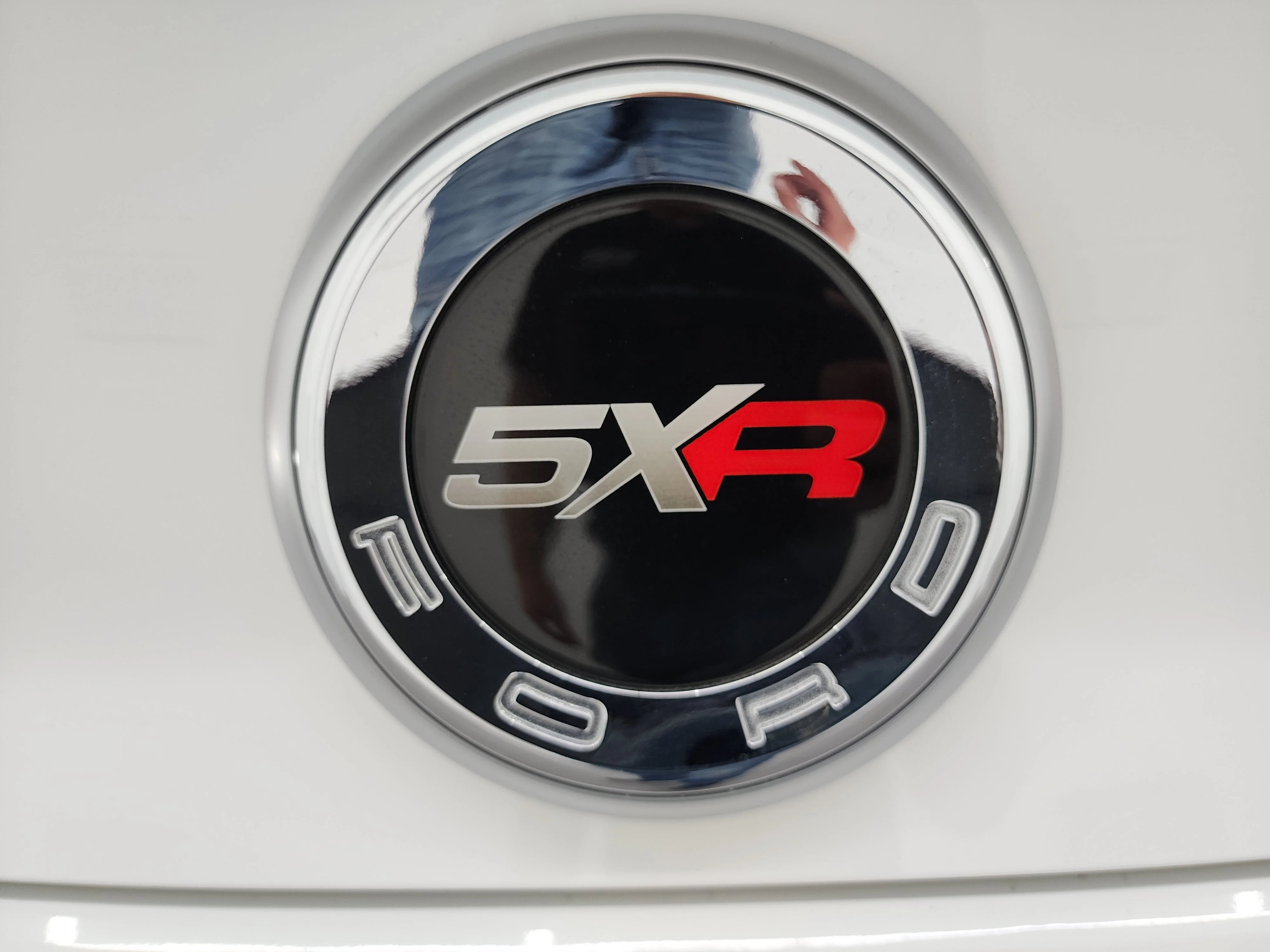 Used 2011 Performance White Ford GT Premium image 33