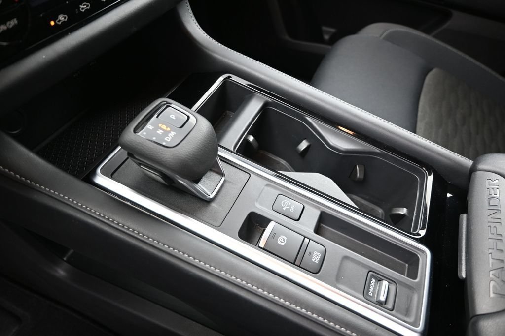 Used 2025 Gray Nissan SV image 25