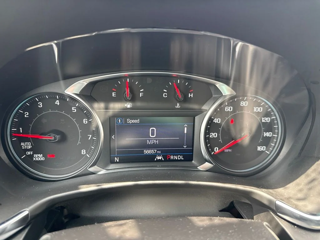 Used 2022 Gray Chevrolet LT image 6