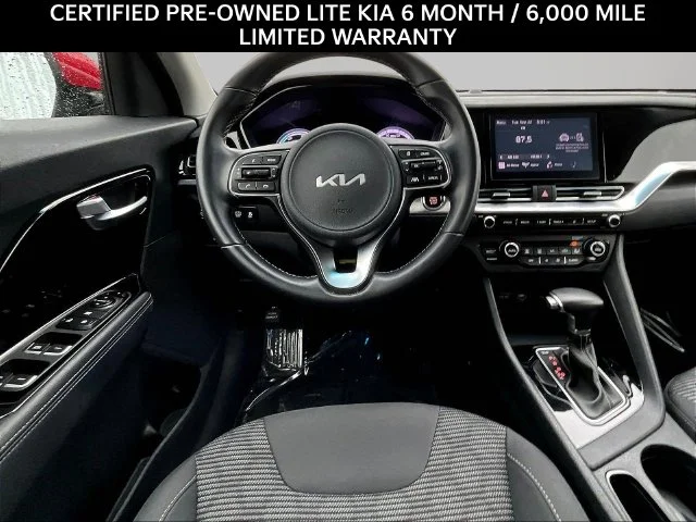 Used 2022 Red Kia LXS image 8