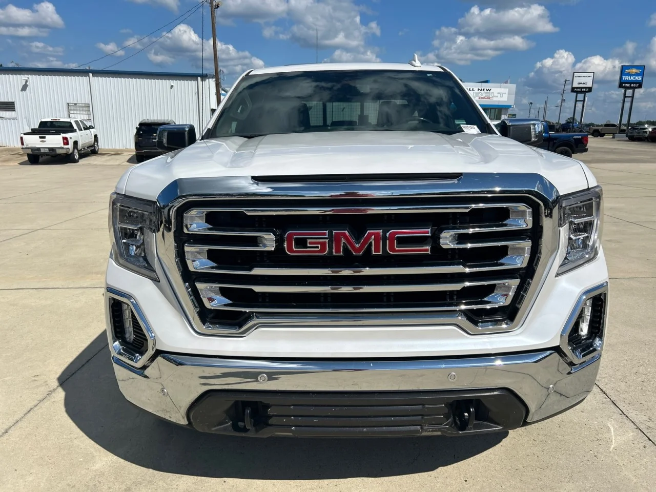 Used 2020 WHITE FROST TRICOAT GMC SLT image 5