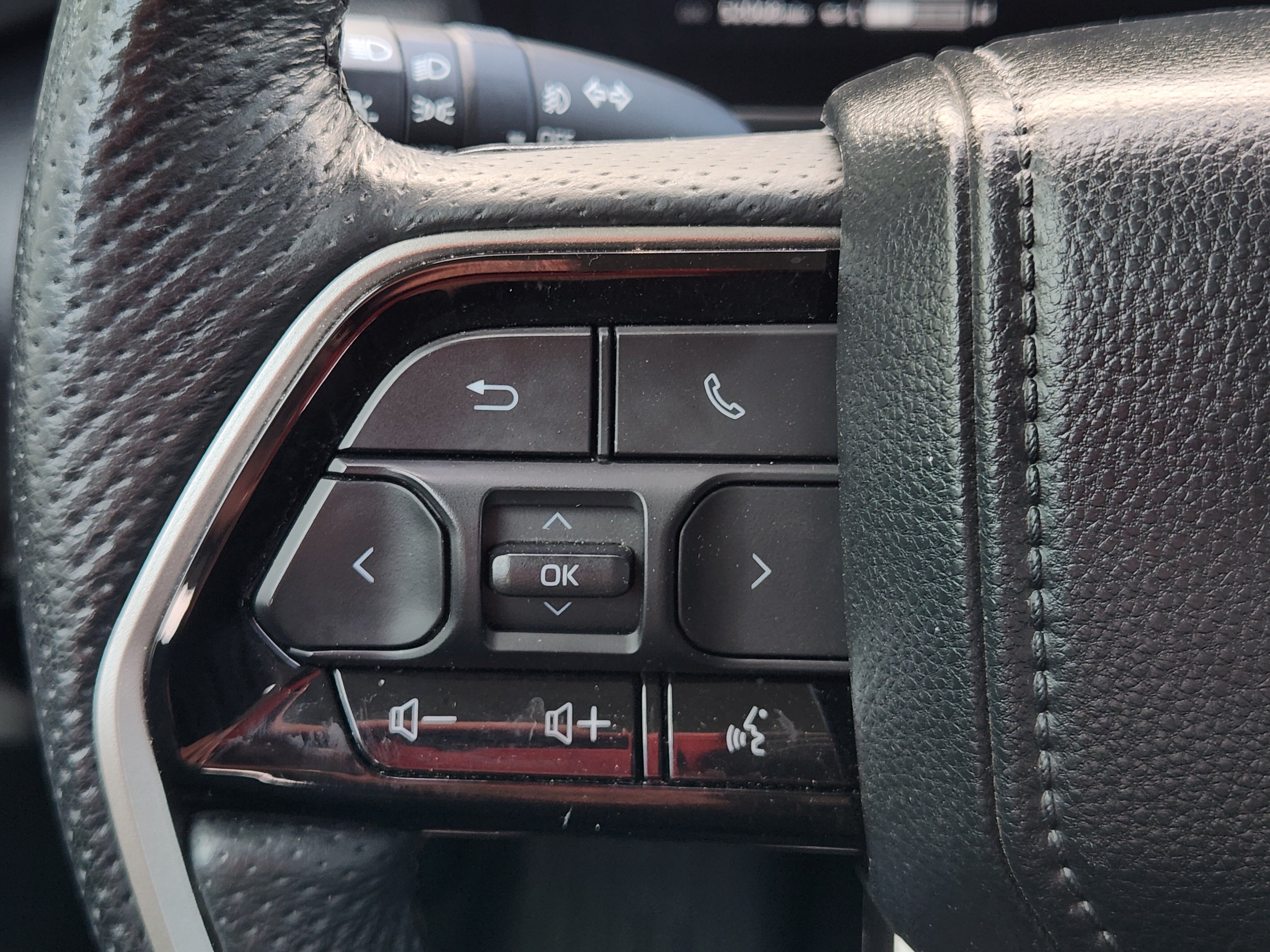 Used 2024 Midnight Black Metallic Toyota Limited image 30