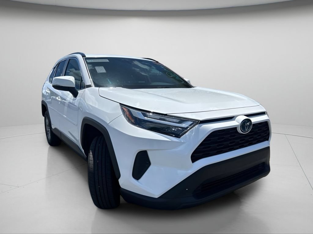 Used 2024 Ice Toyota LE image 2