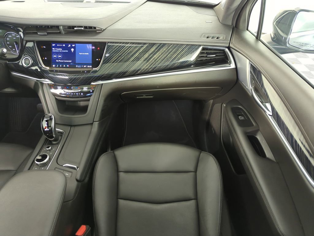 Certified Used 2025 Stellar Black Metallic Cadillac Premium Luxury image 15