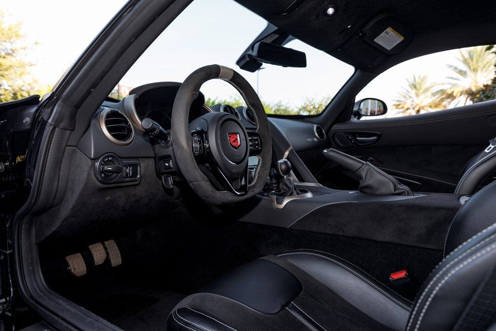 2017 Dodge Viper GTC - Photo 37