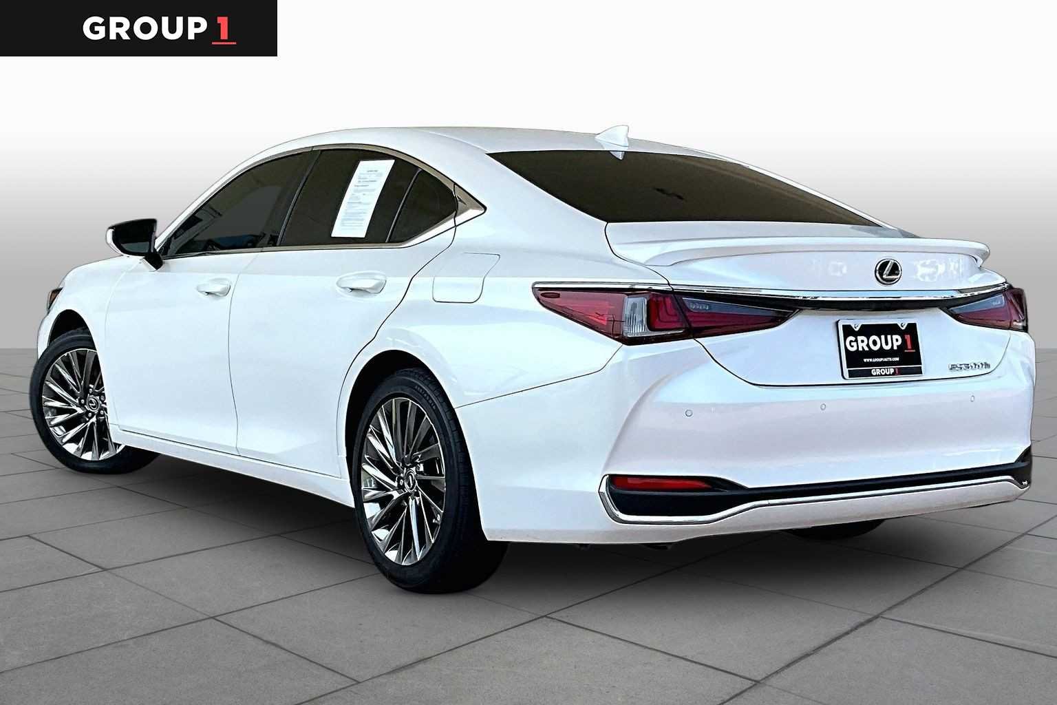 Used 2024 Eminent White Pearl Lexus Ultra Luxury image 10