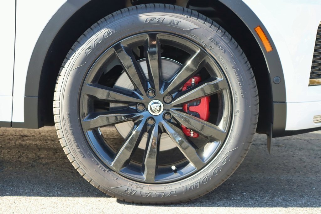 2024 JAGUAR E-PACE - Image 7