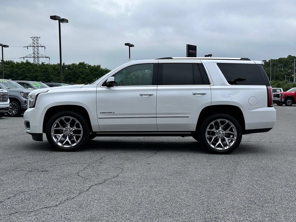 Used 2020 WHITE FROST TRICOAT GMC Denali image 7