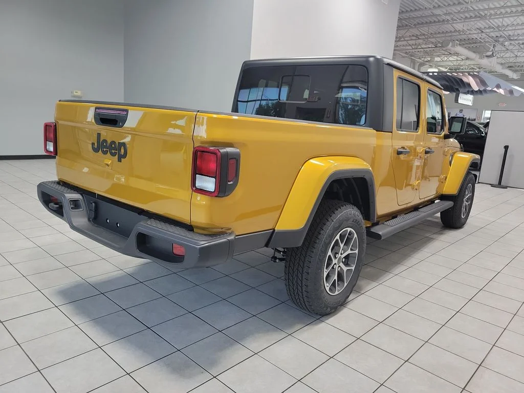 New 2026 Goldilocks (DISC) Jeep Sport S image 7