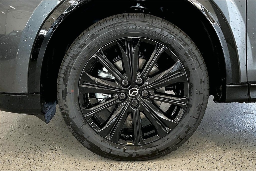 2025 MAZDA CX-5 - Image 11