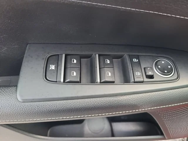 Used 2023 Orange Kia GT-Line image 21