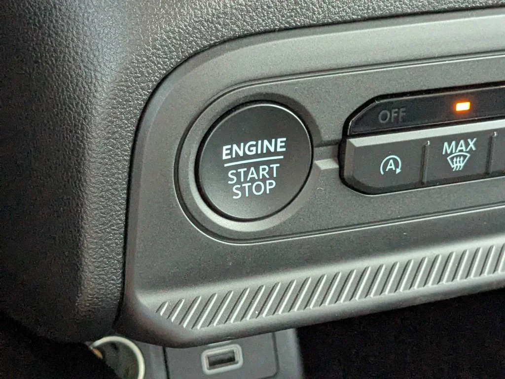 New 2026 Space White Metallic Ford Outer Banks® image 30