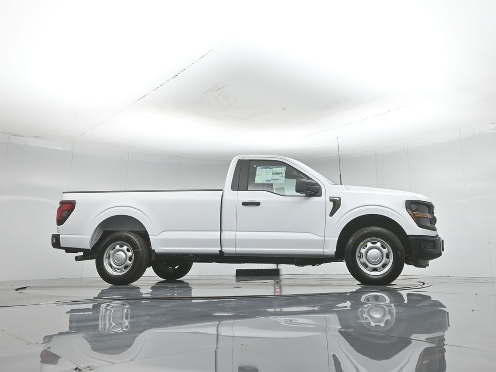New 2026 Oxford White Ford XL image 46