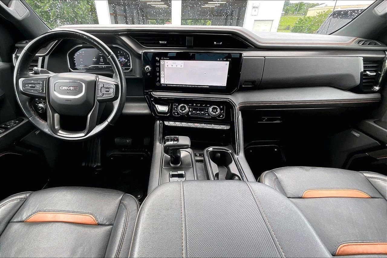 Used 2023 Summit White GMC AT4 image 10