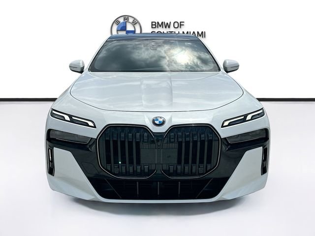 Certified Used 2025 White BMW 740i image 2