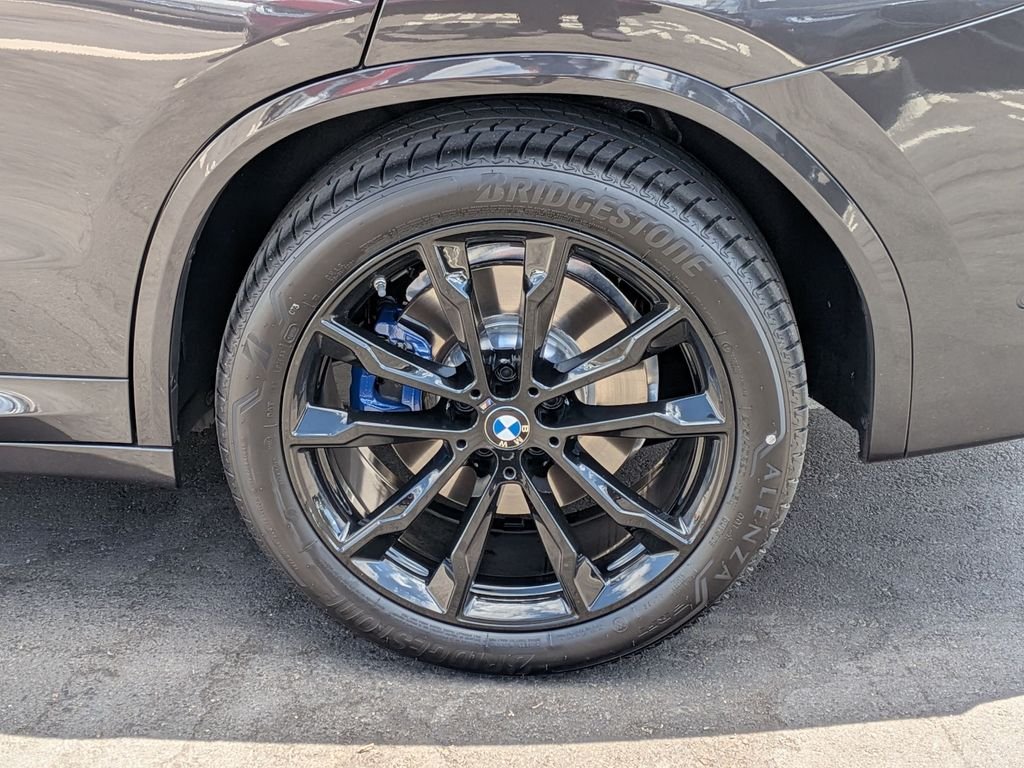 Used 2024 Gray BMW M40i image 28