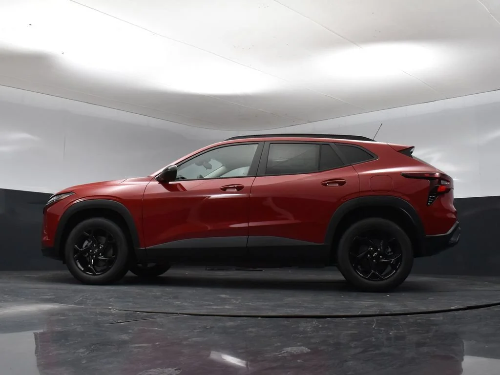 2026 Chevrolet Trax LT - Photo 30