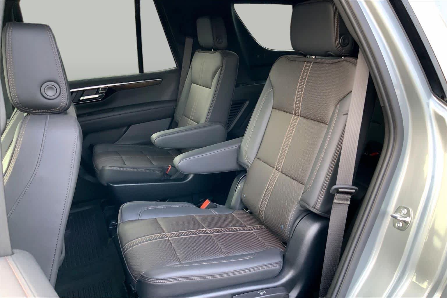 Used 2025 Sterling Gray Metallic Chevrolet High Country image 20