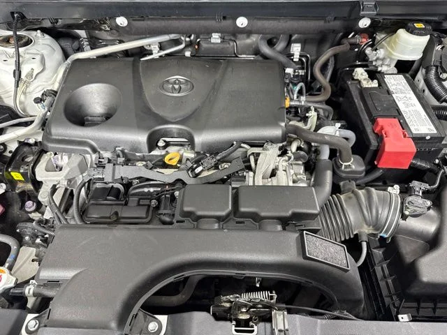 Certified Used 2020 Blizzard Pearl Toyota Limited image 9