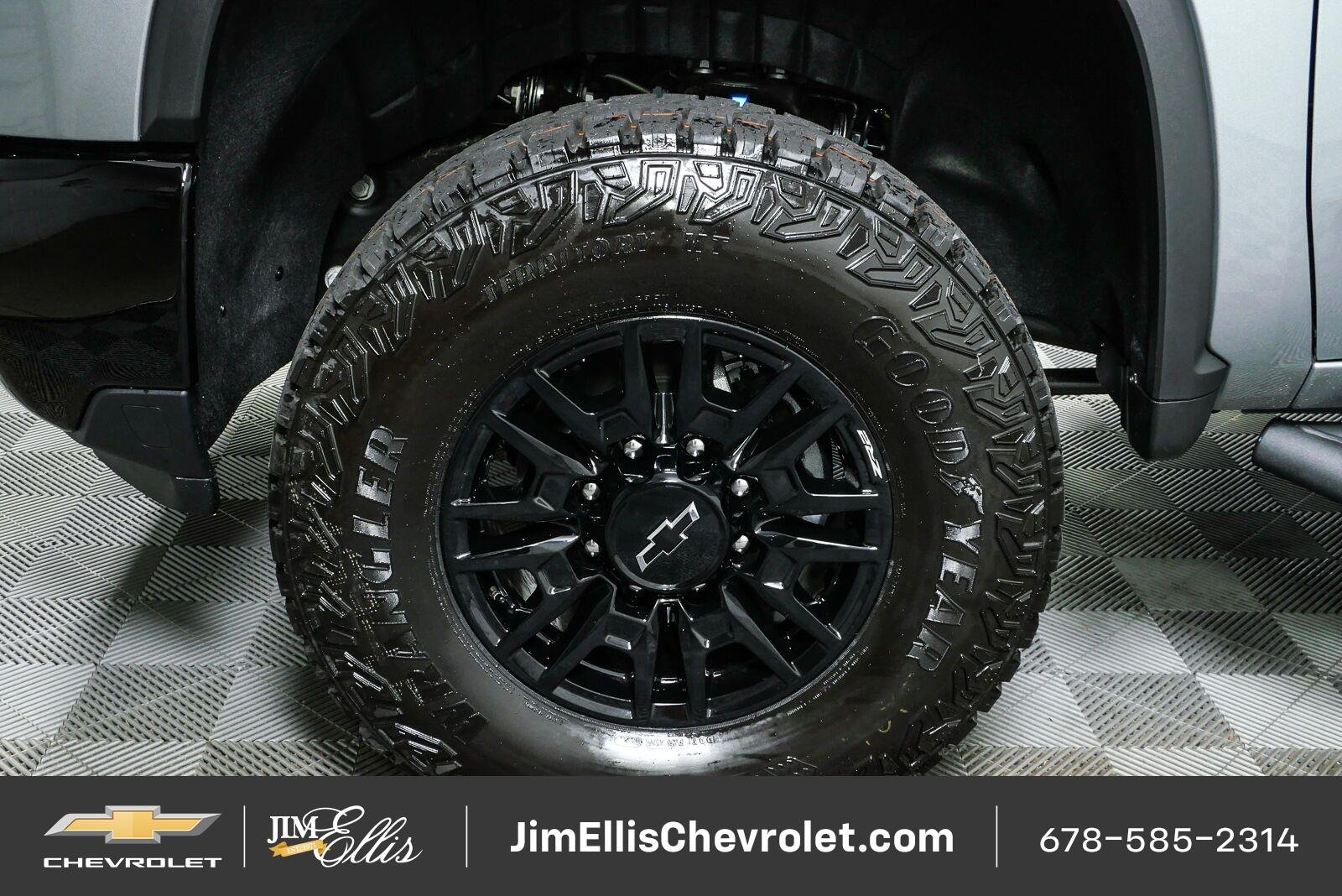 2026 Chevrolet Silverado 2500 HD ZR2 - Photo 36