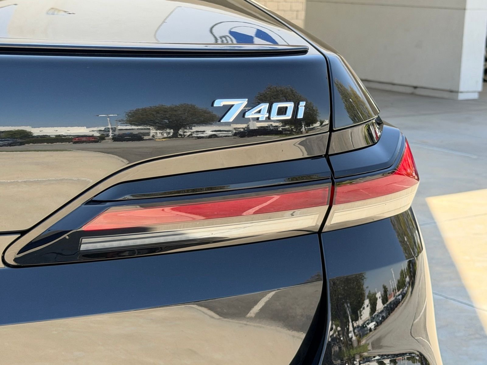 Used 2025 Black BMW 740i xDrive image 16